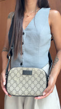 Authentic Vintage Gucci GG Canvas Shoulder Camera Bag – Black & Beige
