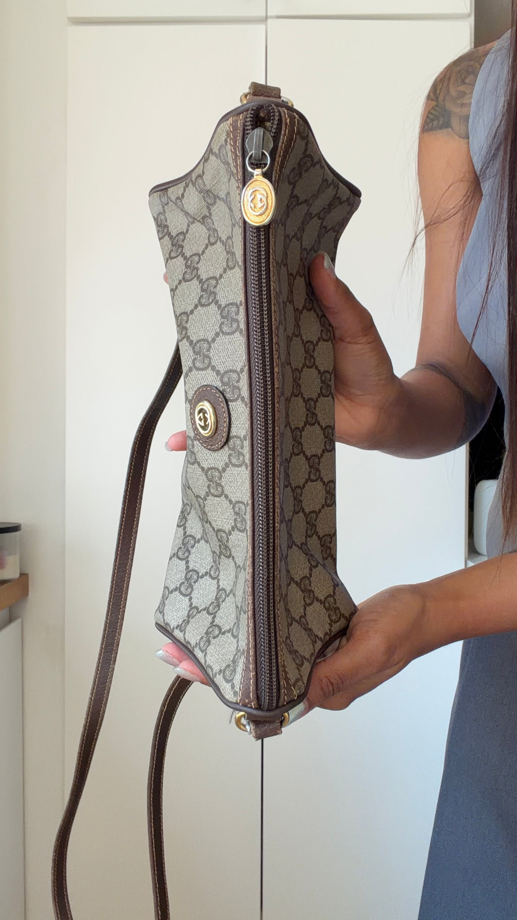 Authentic Vintage Gucci GG Supreme Crossbody Bag – Brown