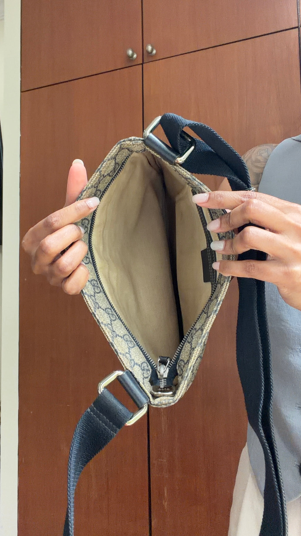 Authentic Gucci GG Monogram Messenger Shoulder Bag