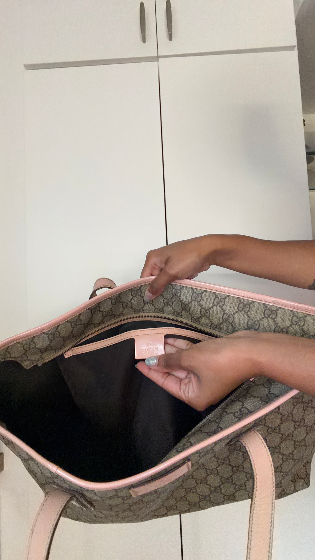 Authentic Vintage Gucci GG Supreme Canvas Tote Bag Pink Leather