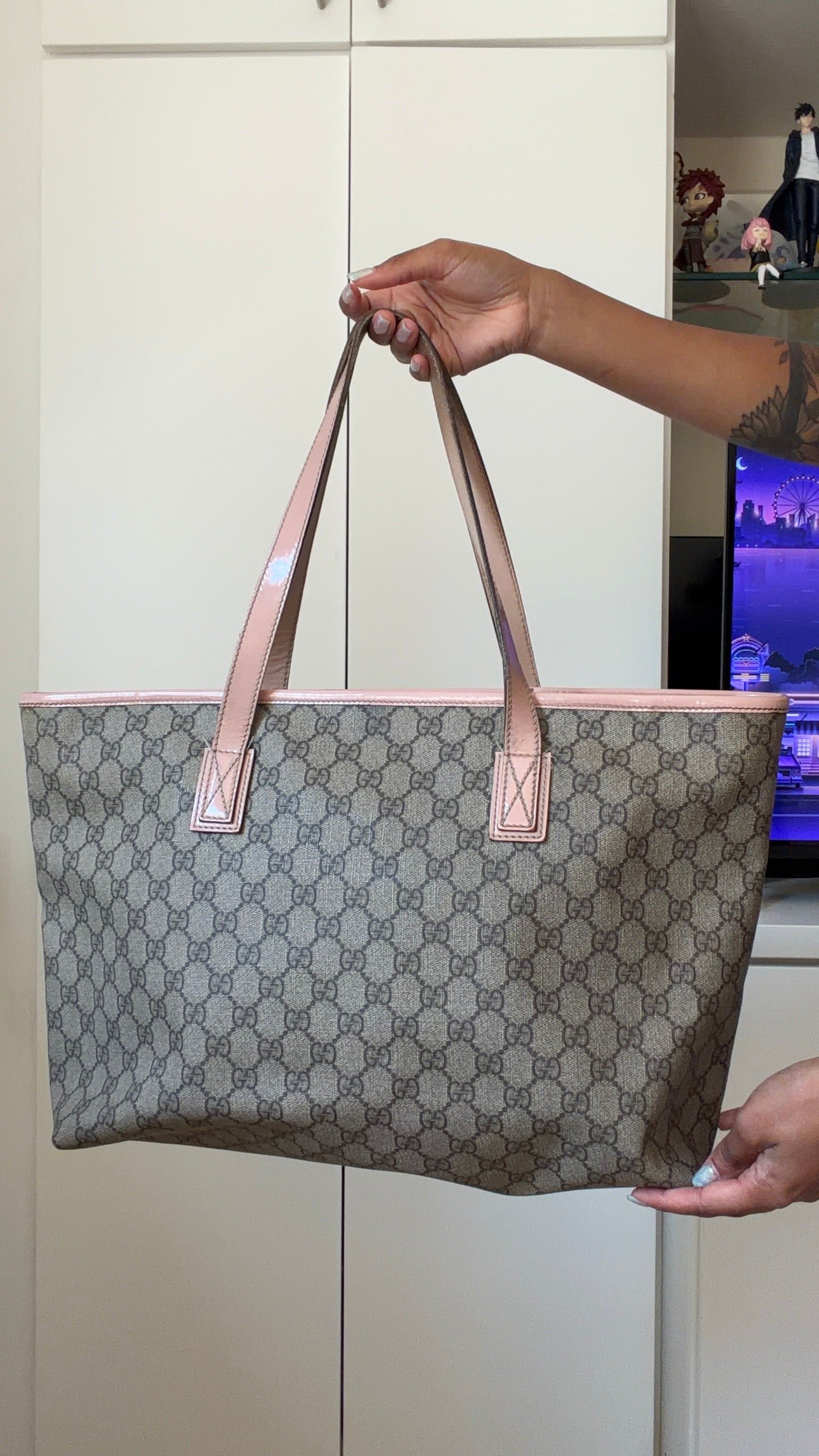 Authentic Vintage Gucci GG Supreme Canvas Tote Bag Pink Leather