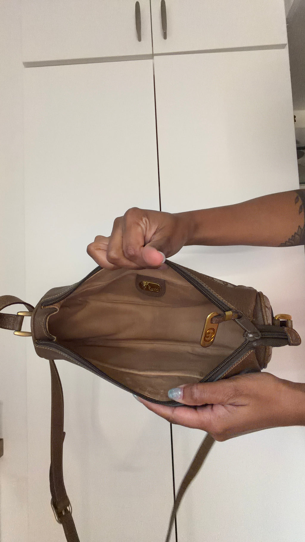 Vintage Gucci GG Supreme Canvas Crossbody Shoulder Bag Brown