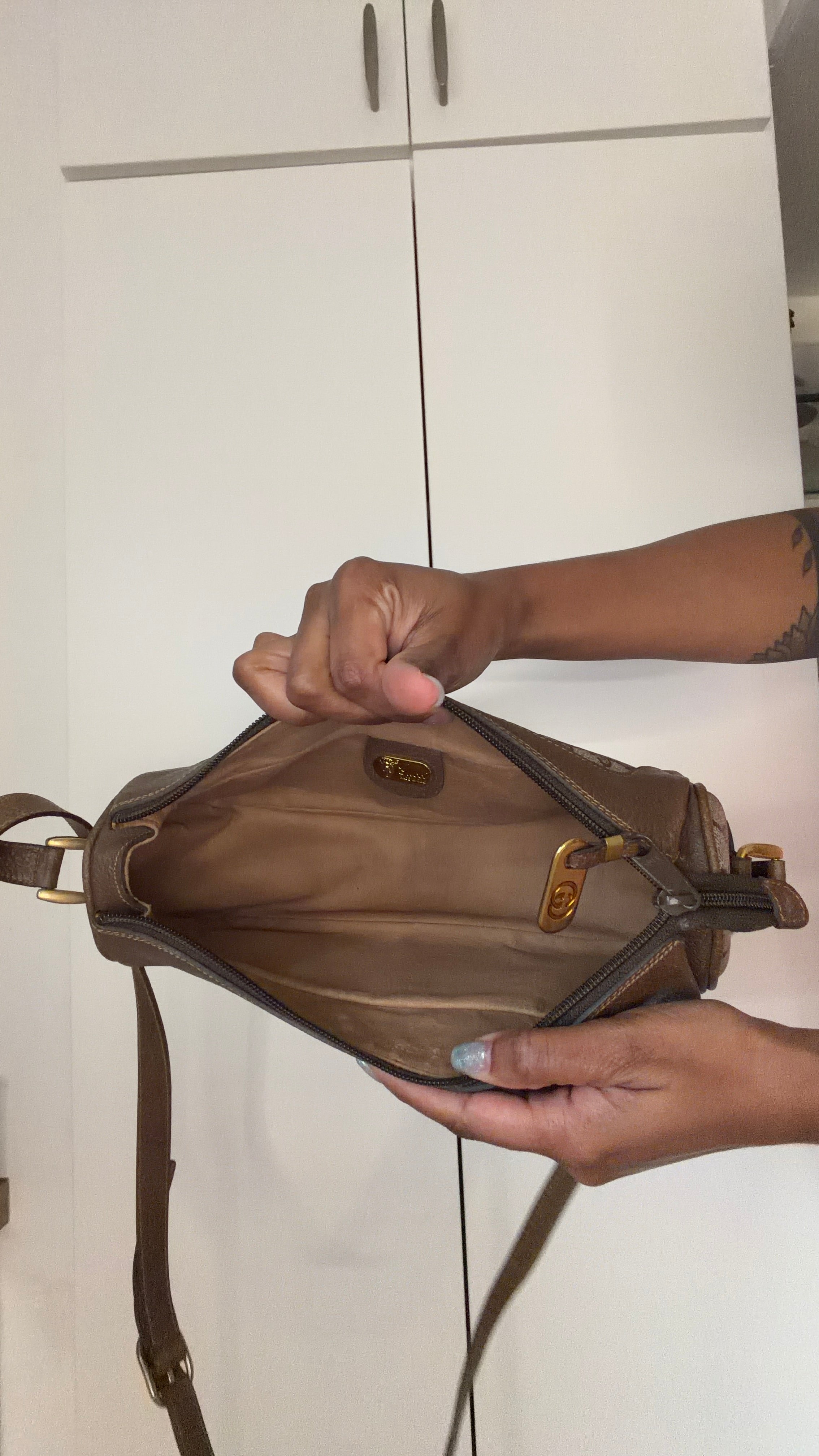 Vintage Gucci GG Supreme Canvas Crossbody Shoulder Bag Brown