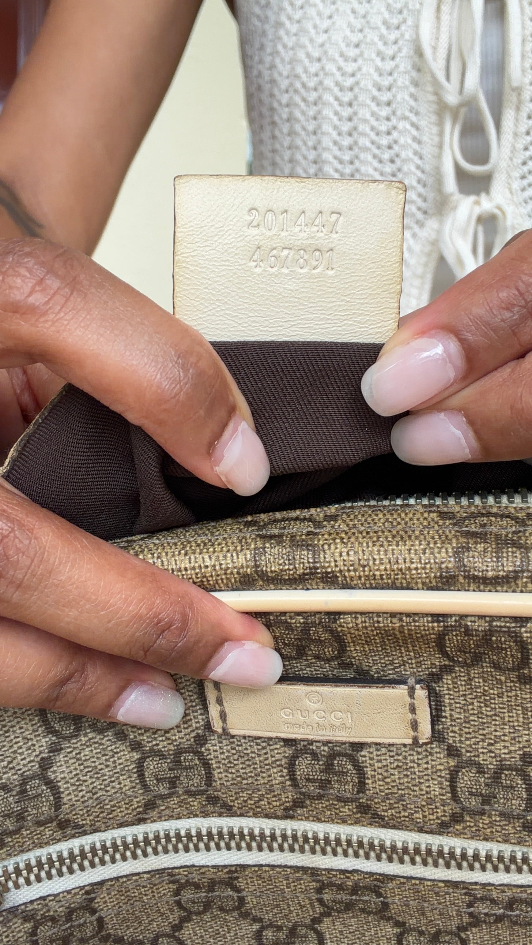 Authentic Gucci GG Monogram Shoulder Bag – Style