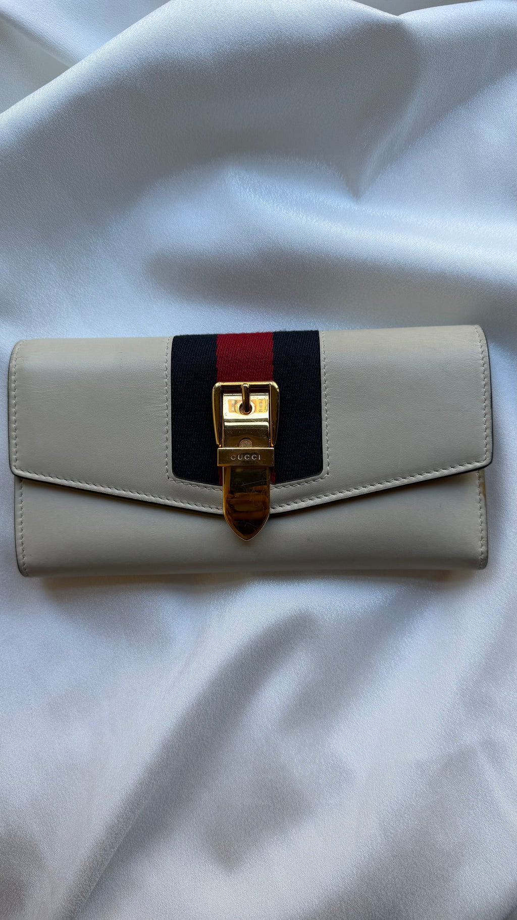 Gucci Sylvie Long Wallet – Beige Leather