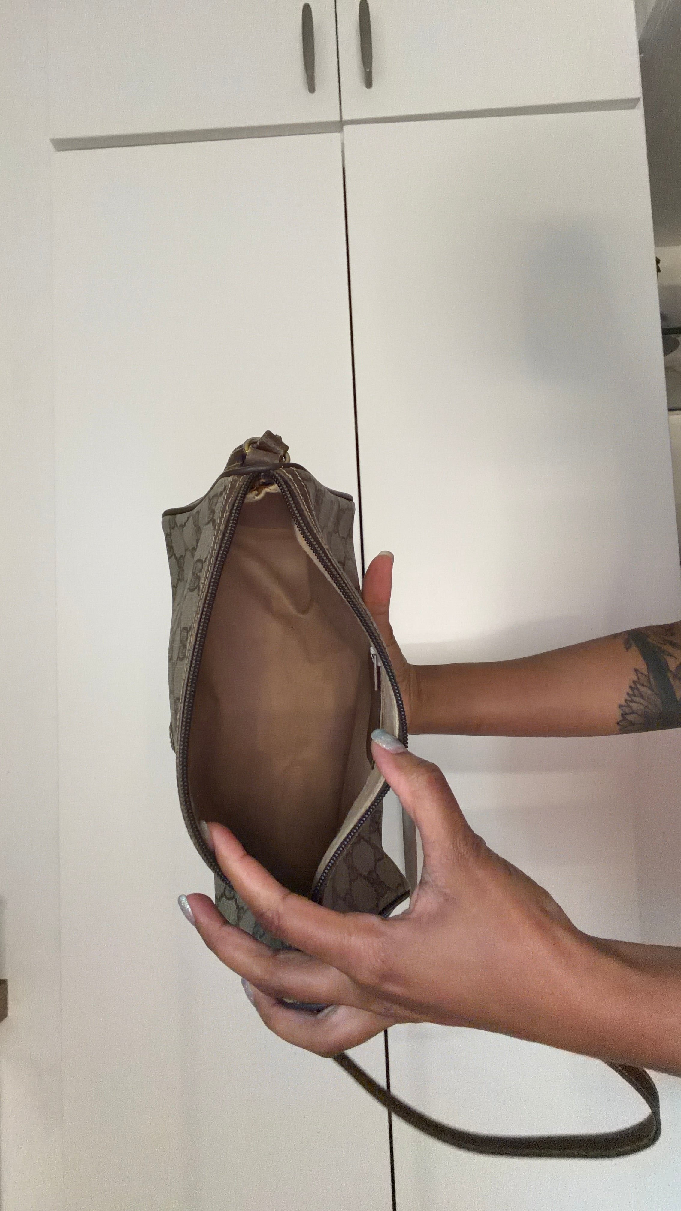 Vintage Gucci GG Supreme Canvas Crossbody Shoulder Bag Brown