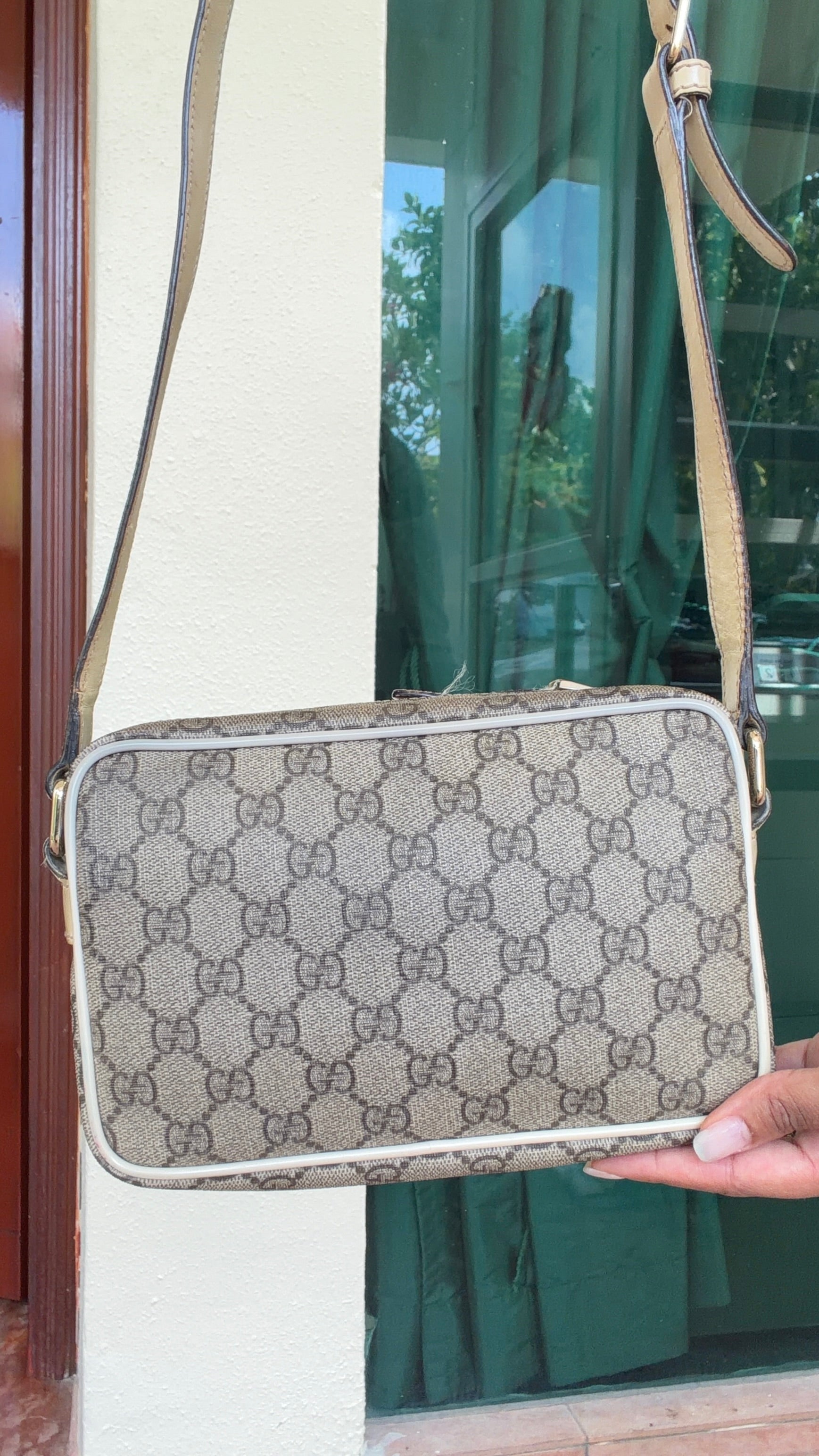Authentic Gucci GG Monogram Shoulder Bag – Style